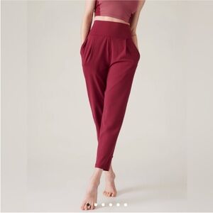 Athleta Elation Pant Red Large
